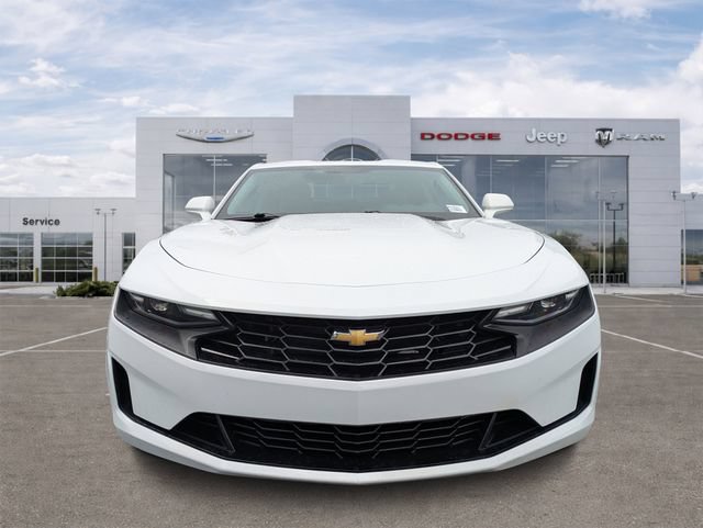 Used 2023 Chevrolet Camaro LT RWD image 6