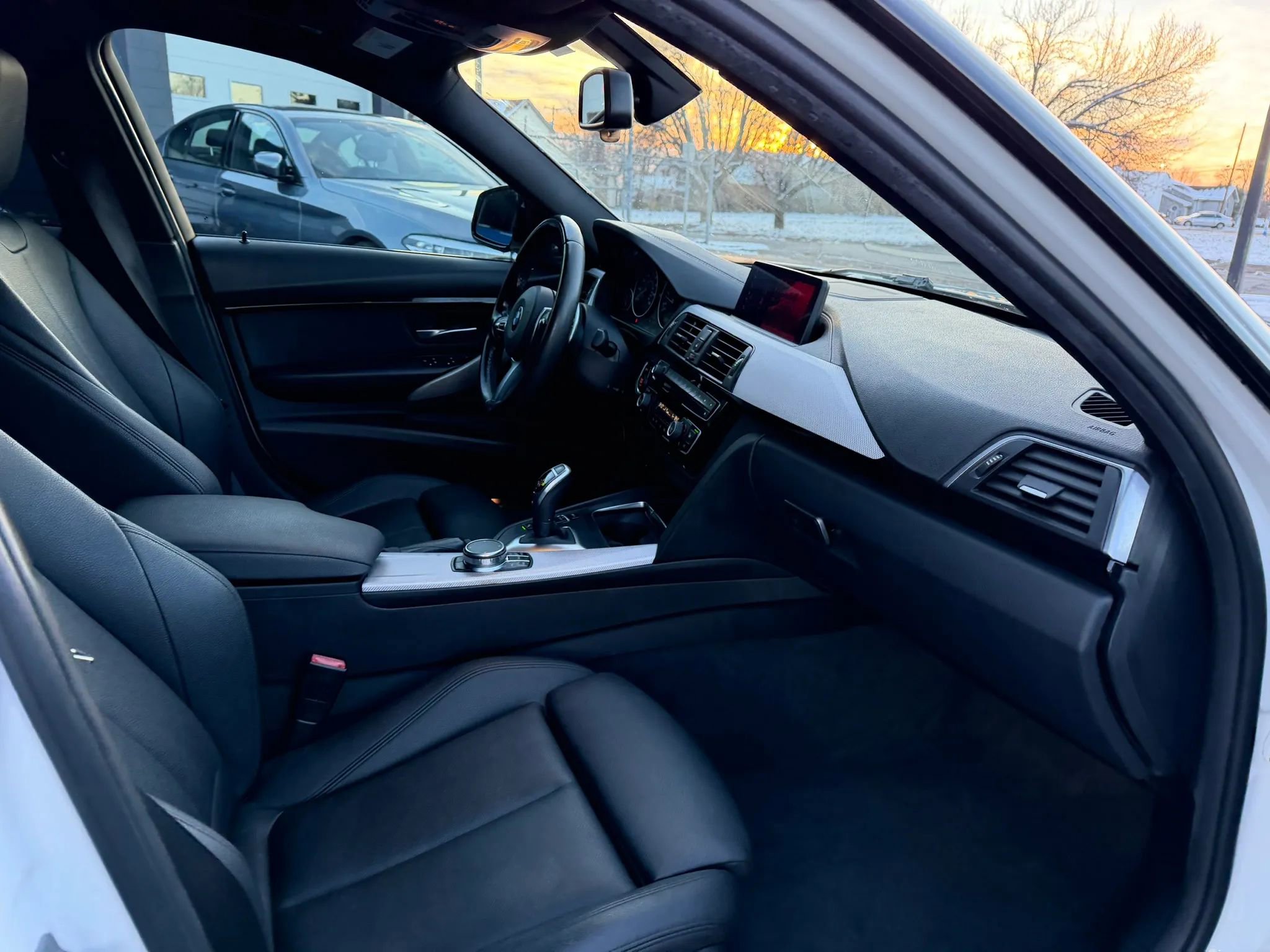 Used 2018 BMW 340i xDrive 340i xDrive Sedan 4D w/ Premium Package image 14