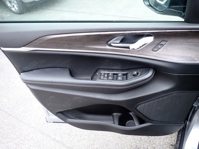 New 2025 Jeep Grand Cherokee Limited w/ Black Appearance Package image 16