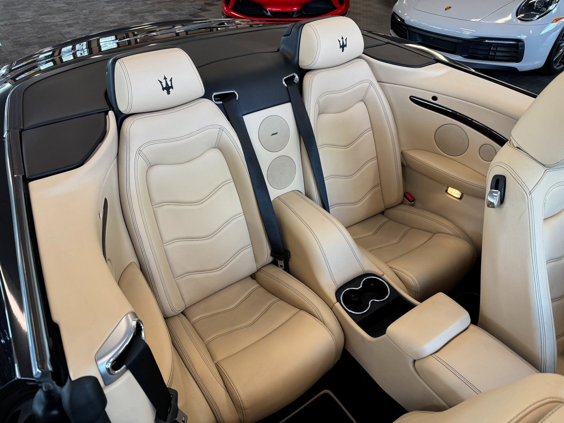 Used 2014 Maserati GranTurismo Convertible image 46