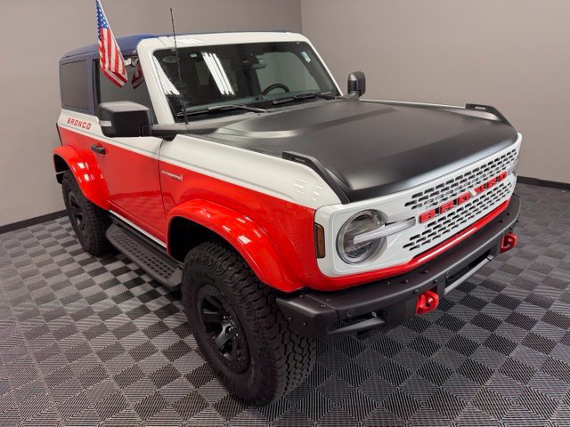 Used 2025 Ford Bronco Stroppe Edition AWD/4WD image 2