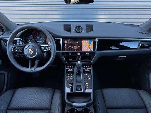 New 2026 Porsche Macan image 14