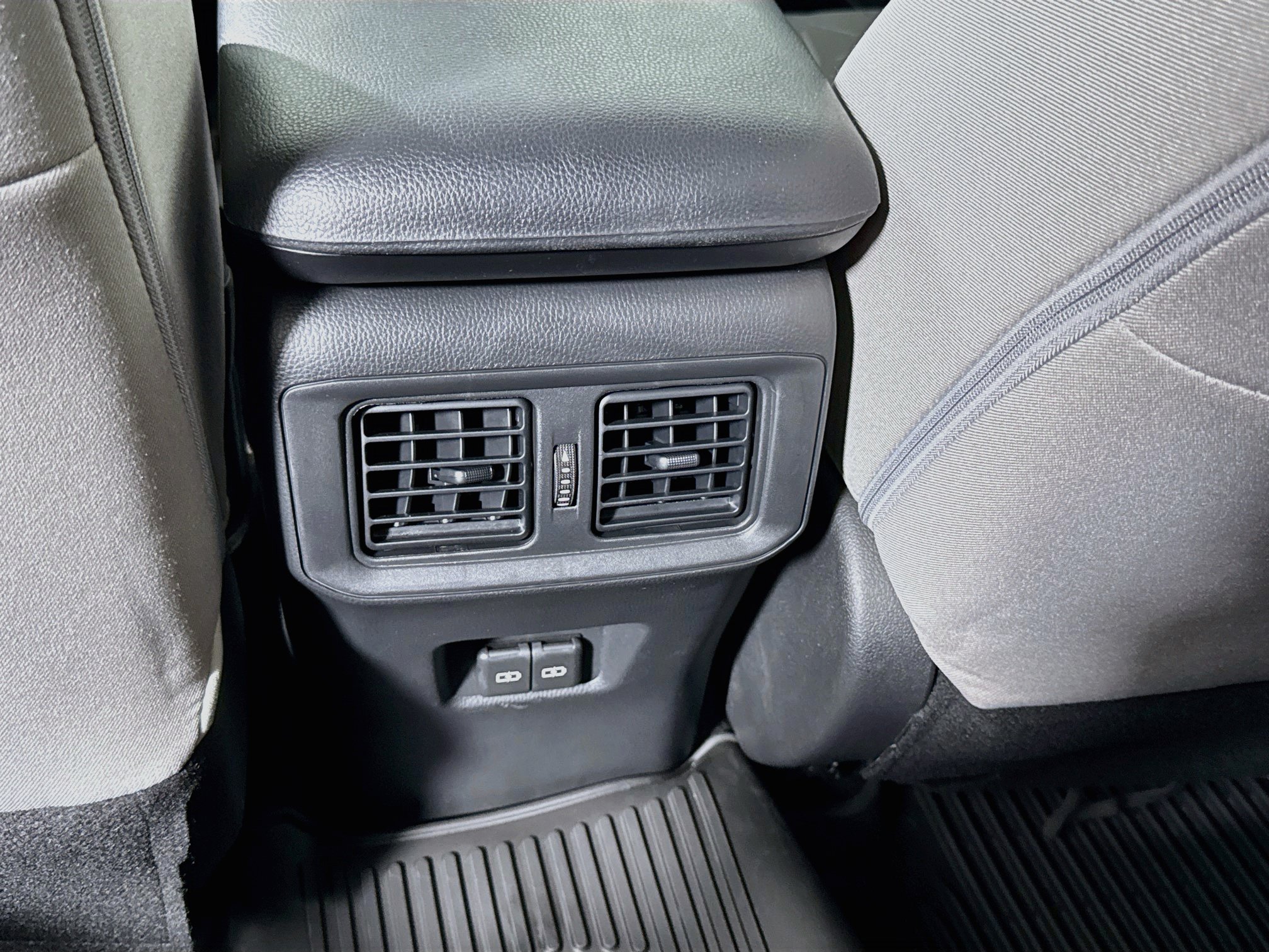 Certified 2024 Toyota RAV4 XLE w/ Convenience Package AWD/4WD image 24