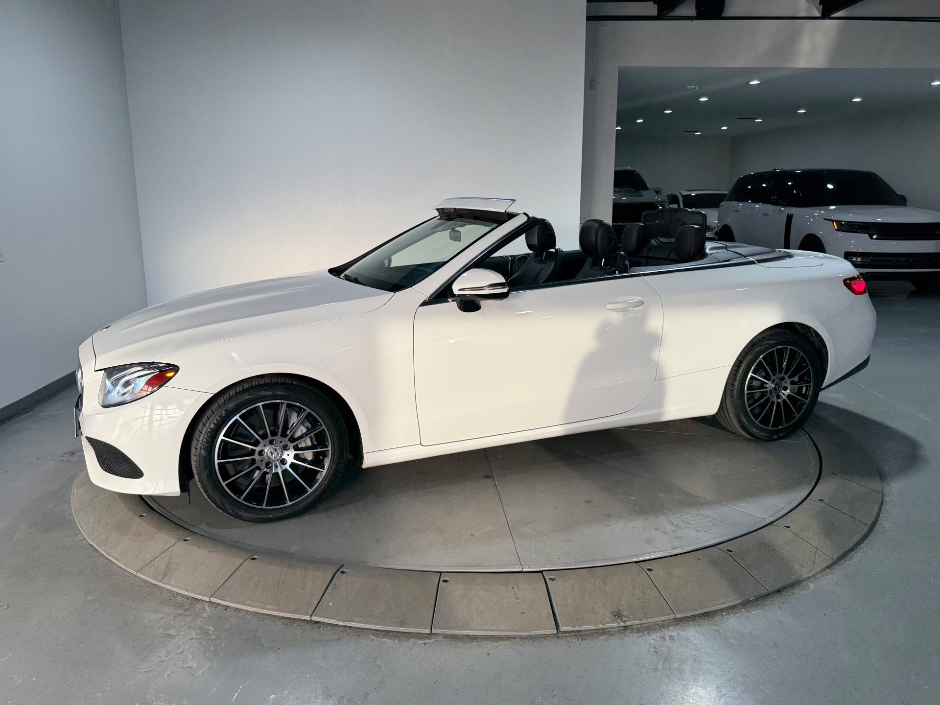 Used 2018 Mercedes-Benz E 400 4MATIC Cabriolet image 13
