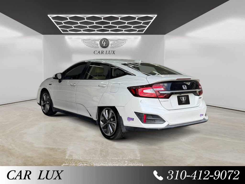 Used 2018 Honda Clarity Plug-In Hybrid image 3