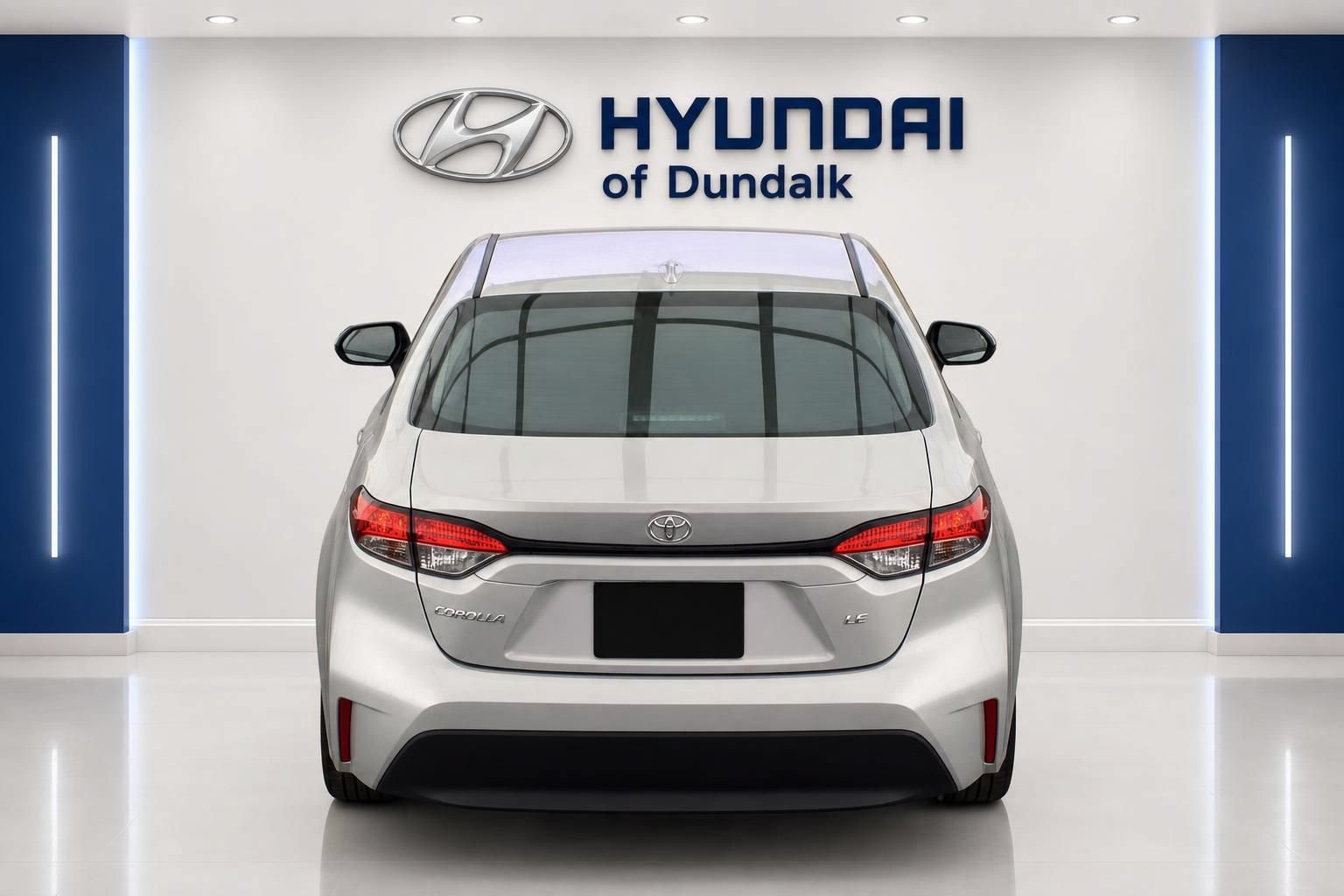 Used 2025 Toyota Corolla LE w/ Convenience Package FWD image 8