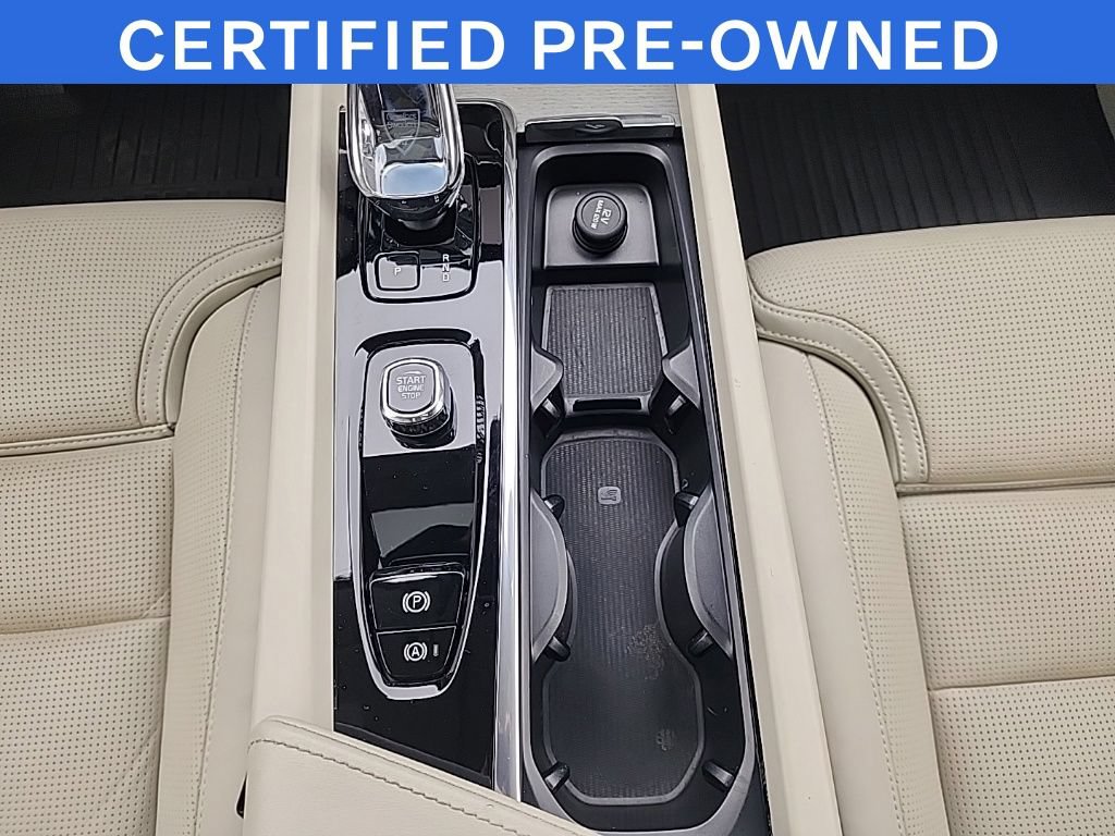 Certified 2024 Volvo XC60 T8 Ultimate w/ Protection Package Premier AWD/4WD image 23