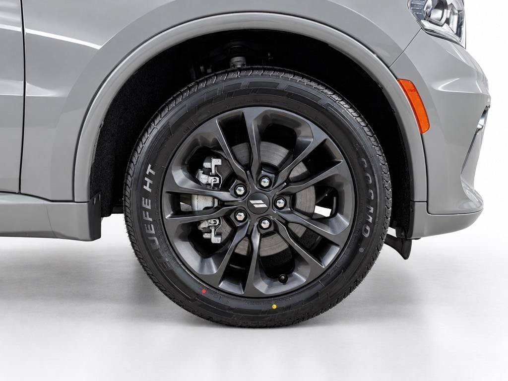 Used 2025 Dodge Durango GT w/ Blacktop Package AWD/4WD image 26