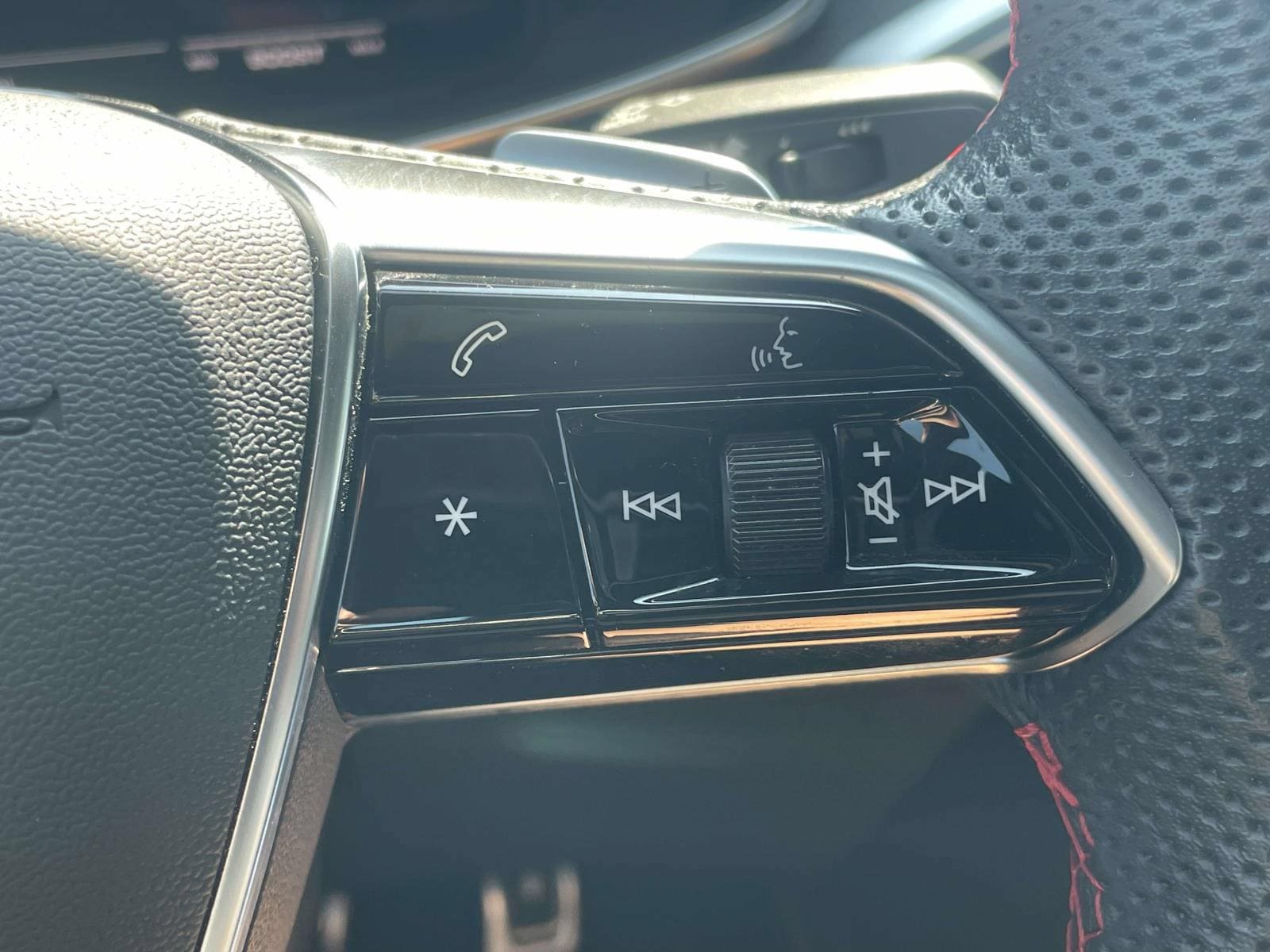 Certified 2023 Audi S6 Premium Plus AWD/4WD image 21