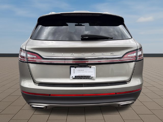 Certified 2023 Lincoln Nautilus Reserve AWD/4WD image 5