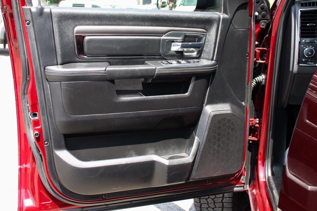 Used 2018 RAM 3500 Big Horn w/ Sport Appearance Group image 14