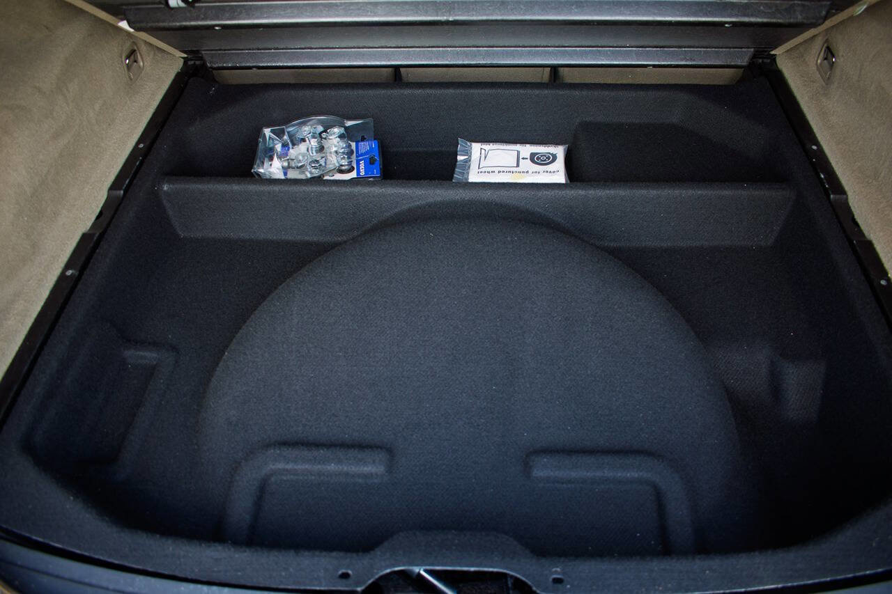 Used 2015 Volvo XC60 3.2 Platinum AWD/4WD image 36