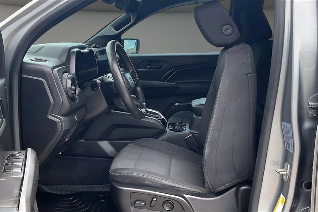 Used 2023 Chevrolet Colorado Trail Boss w/ Technology Package AWD/4WD image 24