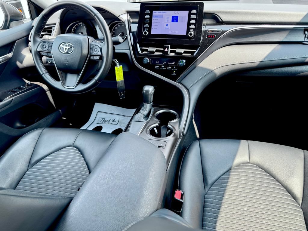 Used 2024 Toyota Camry SE FWD image 12