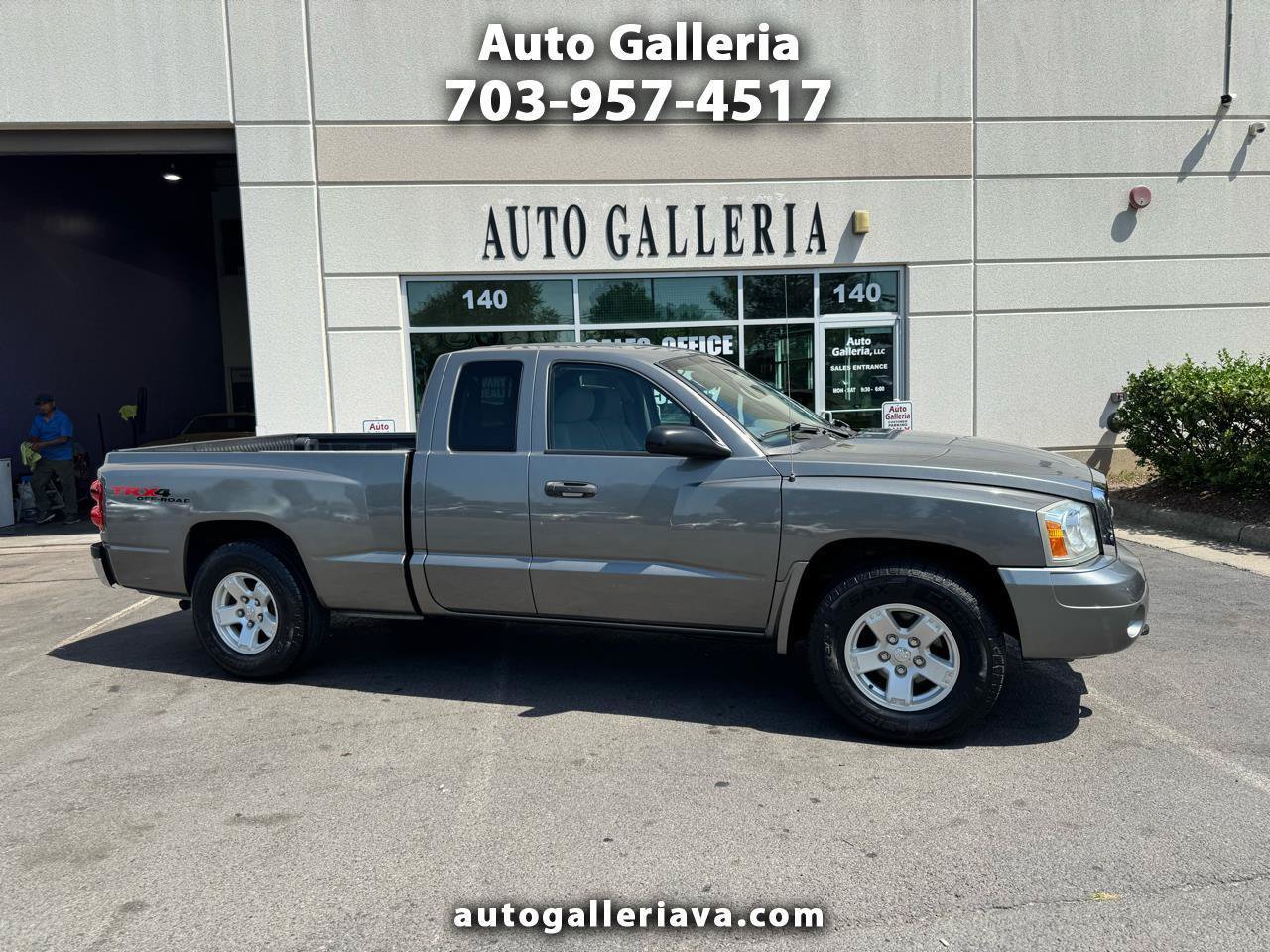 Used 2006 Dodge Dakota SLT w/ TRX4 Off Road Group