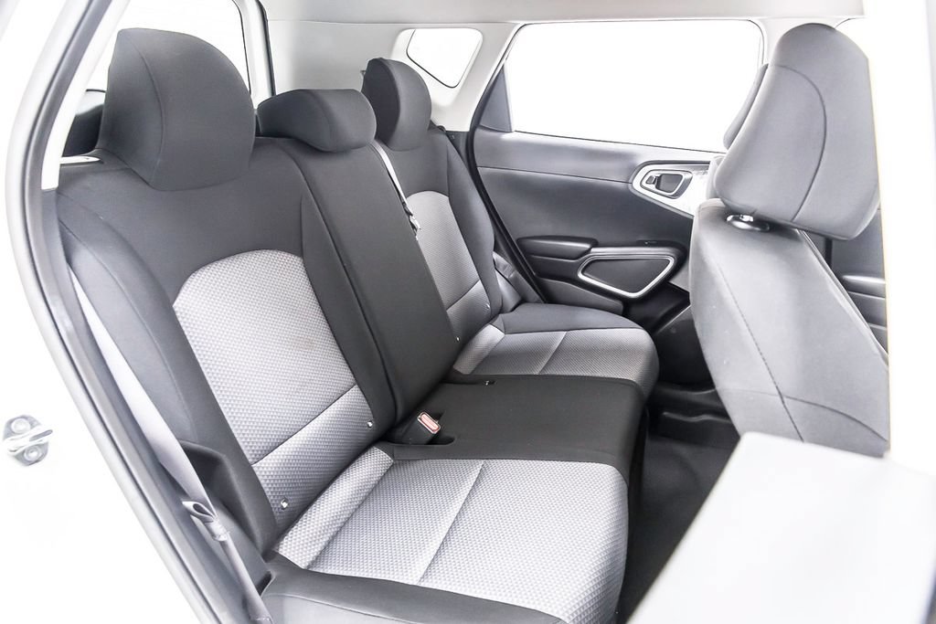 Used 2023 Kia Soul S FWD image 34