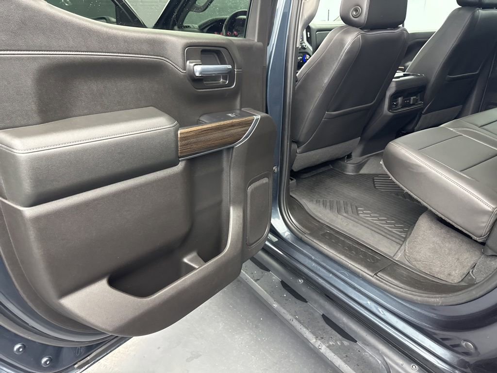 Used 2020 Chevrolet Silverado 1500 LT Trail Boss image 38