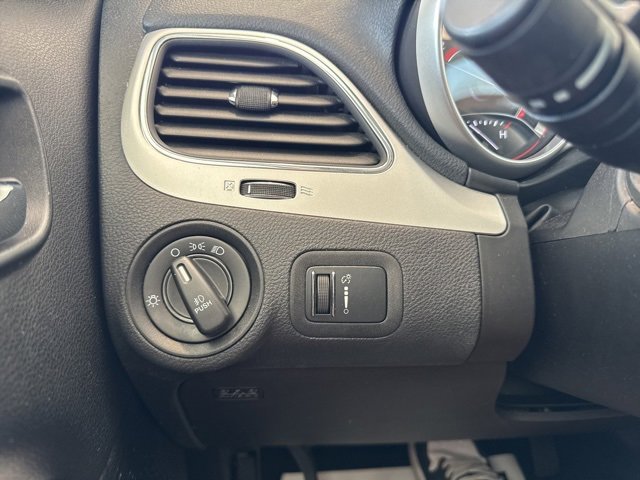 Used 2013 Dodge Journey SXT image 13