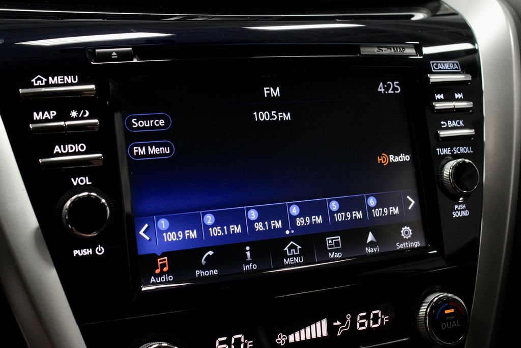 Used 2018 Nissan Murano SL w/ Moonroof Package AWD/4WD image 4