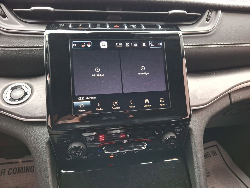 Used 2021 Jeep Grand Cherokee L Limited image 19