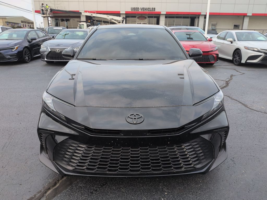 Used 2025 Toyota Camry SE FWD image 8
