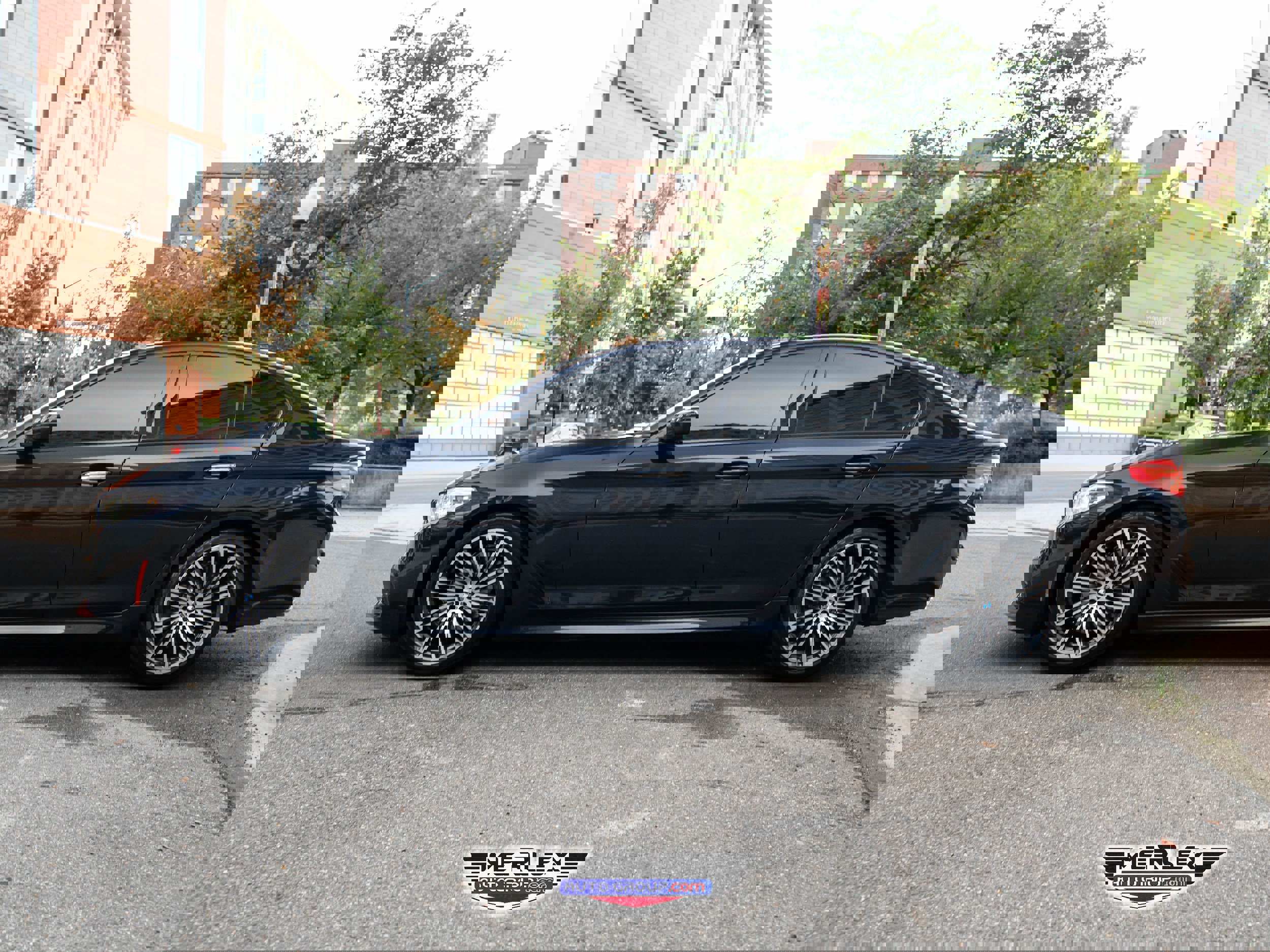 Used 2017 BMW 540i image 4