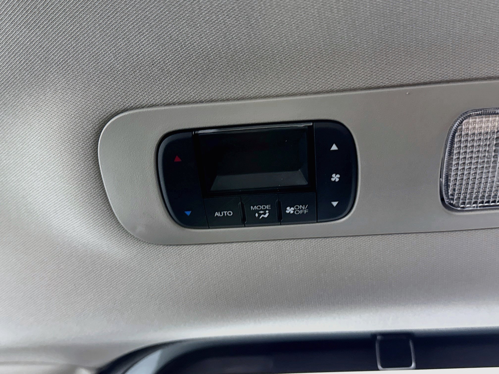 New 2027 Honda Odyssey Touring image 27