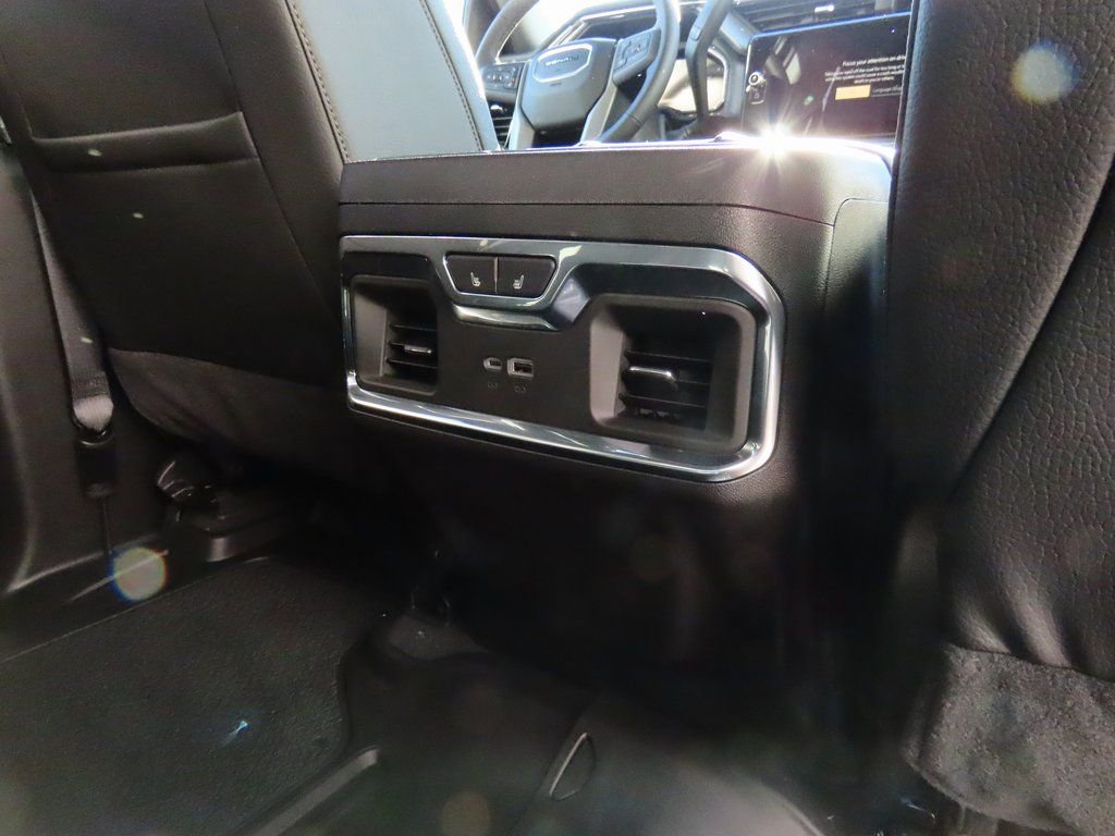 New 2026 GMC Sierra 2500 Denali w/ Denali Reserve Package image 18