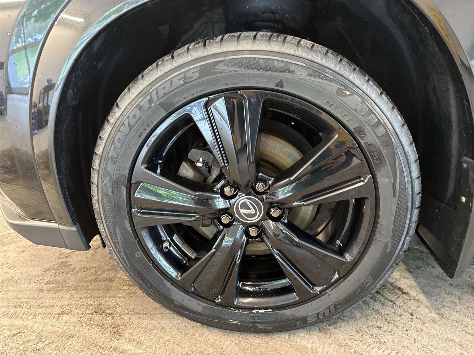 Used 2021 Lexus UX 250h w/ Premium Package AWD/4WD image 19
