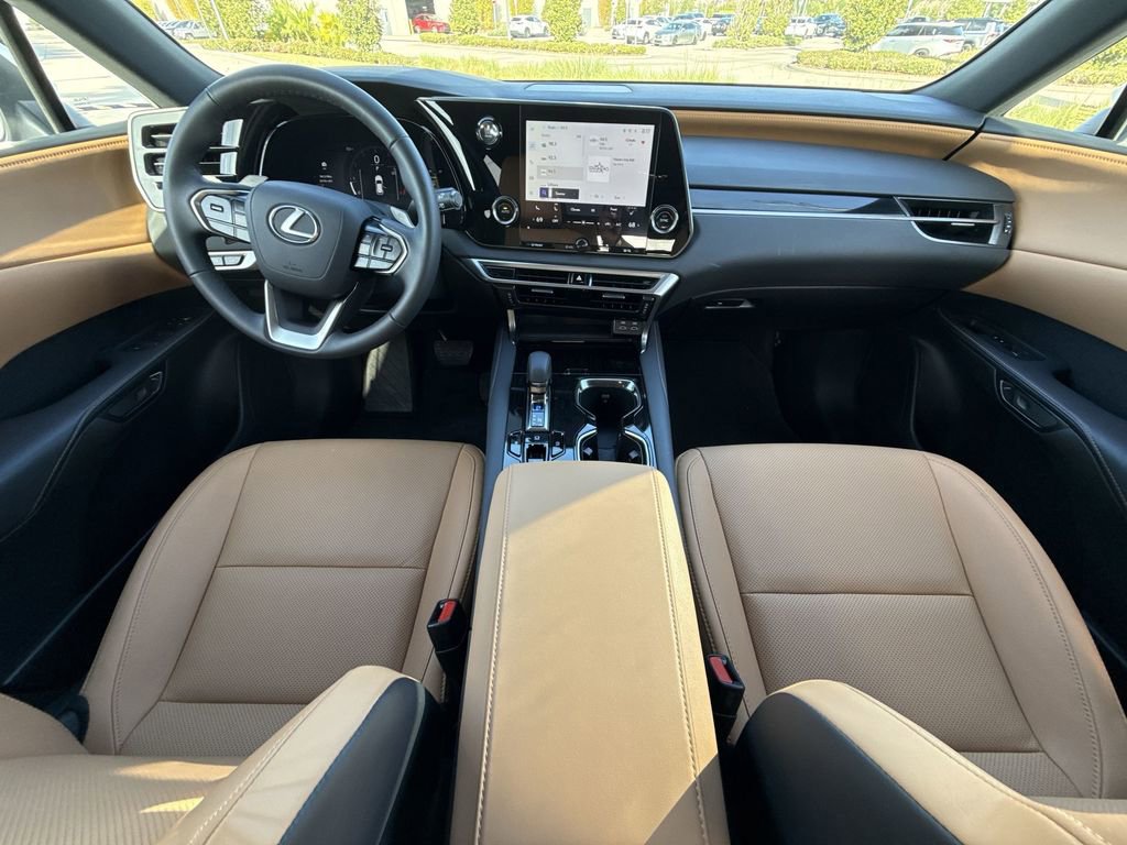 Used 2025 Lexus RX 350 FWD w/ Technology Package image 19