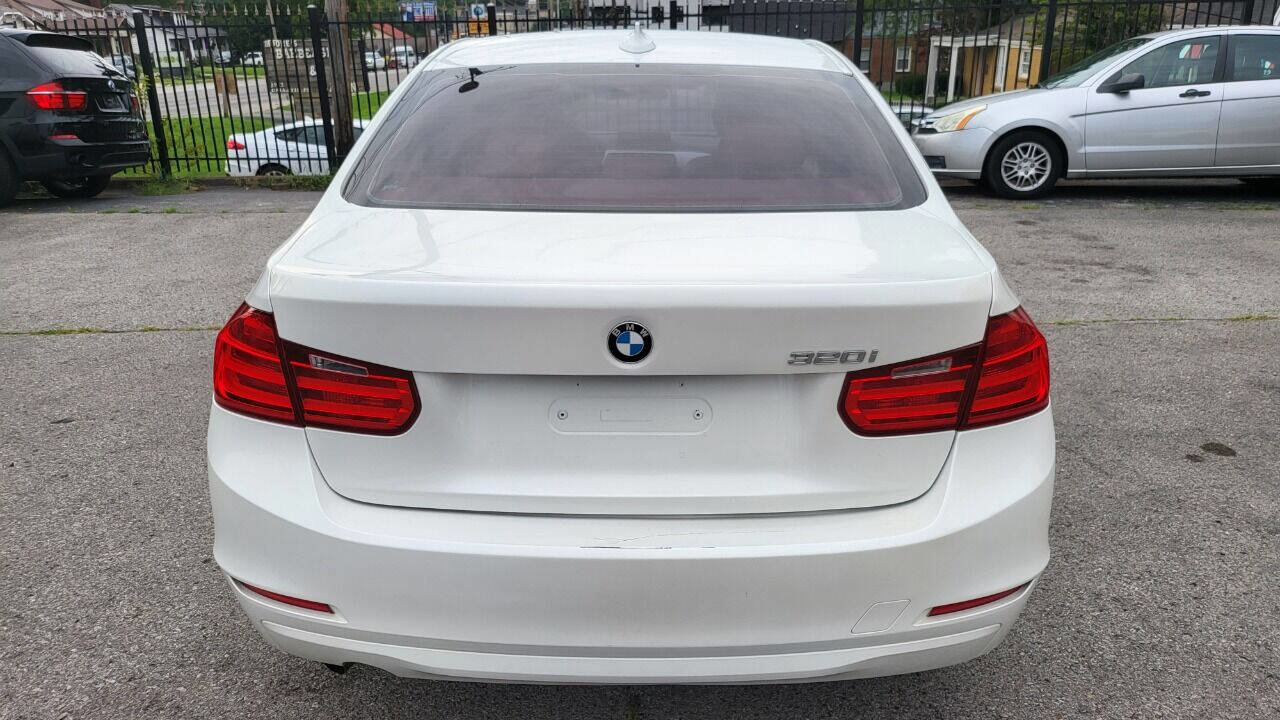 Used 2015 BMW 320i Sedan image 10