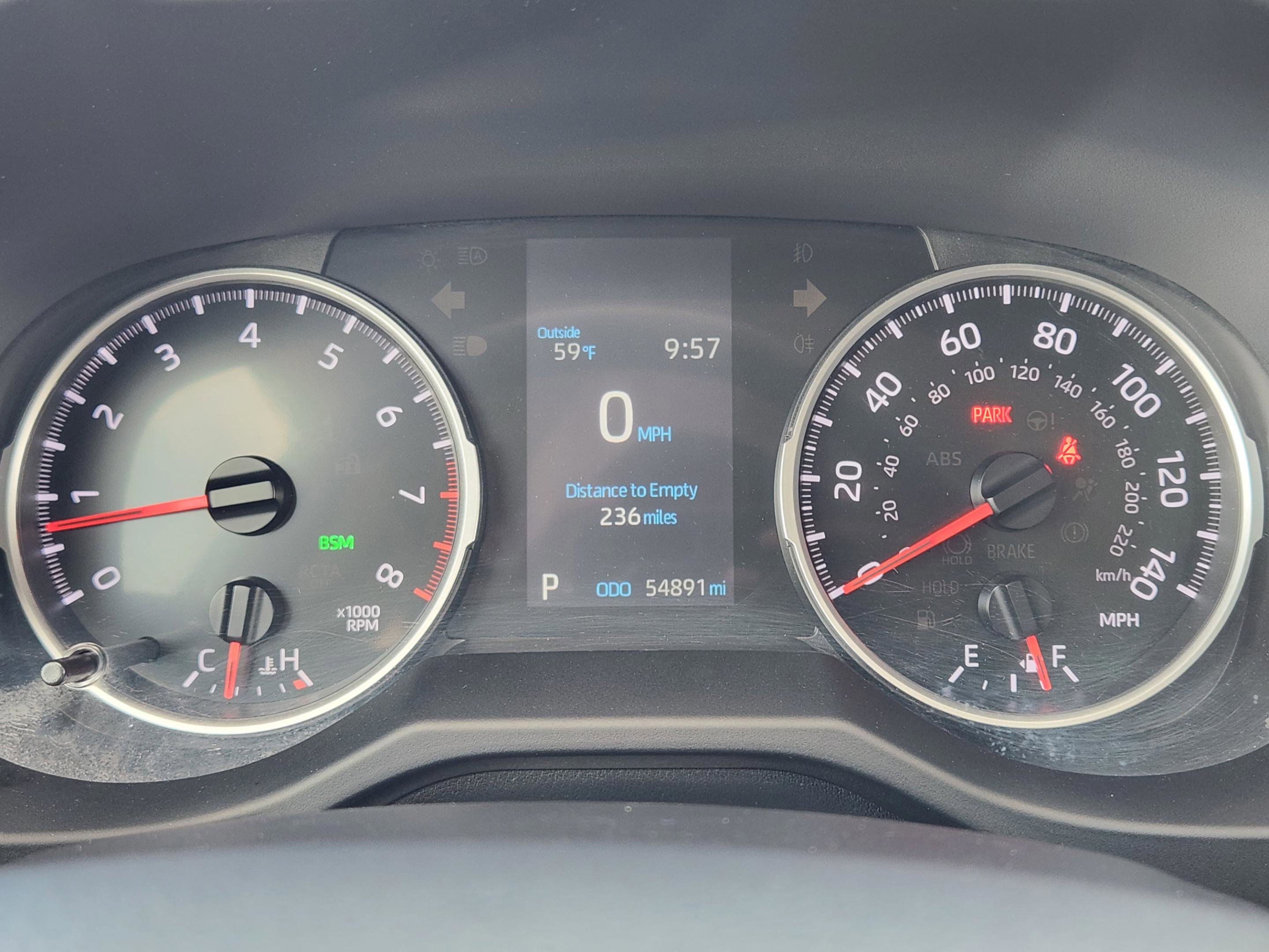 Used 2022 Toyota RAV4 XLE AWD/4WD image 16