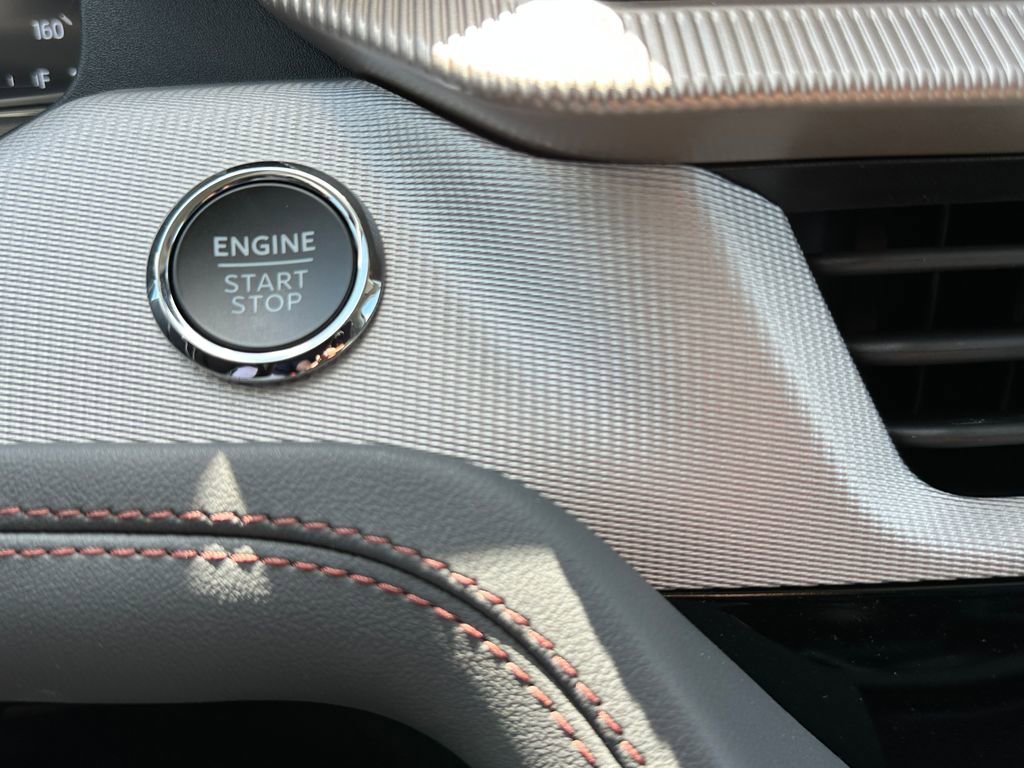 New 2026 Ford Explorer Active RWD image 31
