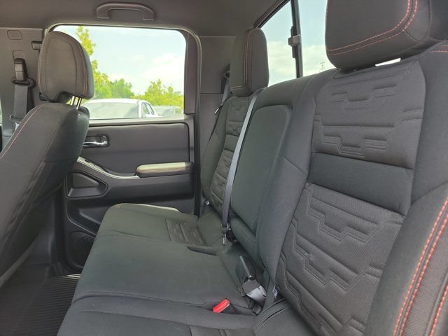 Used 2024 Nissan Frontier PRO-4X w/ Technology Package AWD/4WD image 17