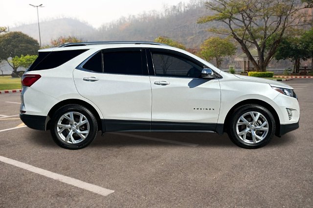 Used 2019 Chevrolet Equinox Premier AWD/4WD image 3