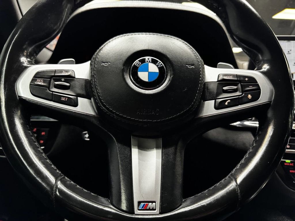 Used 2018 BMW 540i RWD image 22