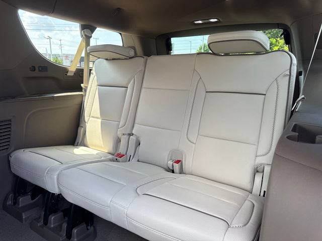 New 2026 GMC Yukon XL Denali w/ Sun & Power Step Package AWD/4WD image 12