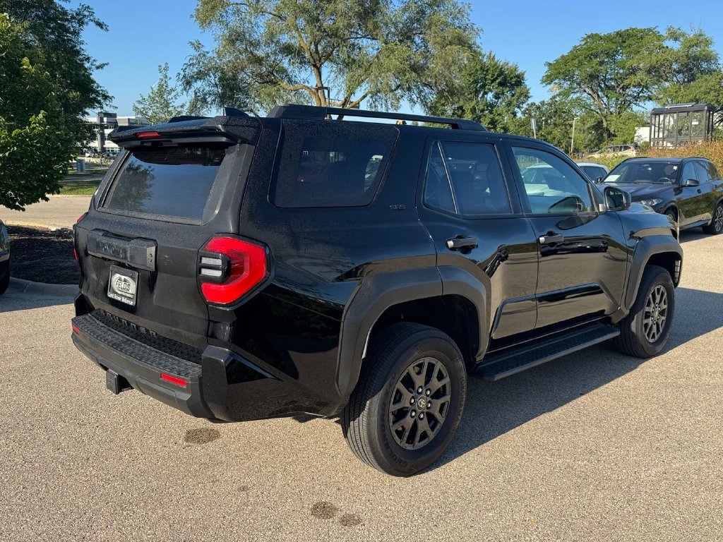 Used 2025 Toyota 4Runner SR5 AWD/4WD image 3