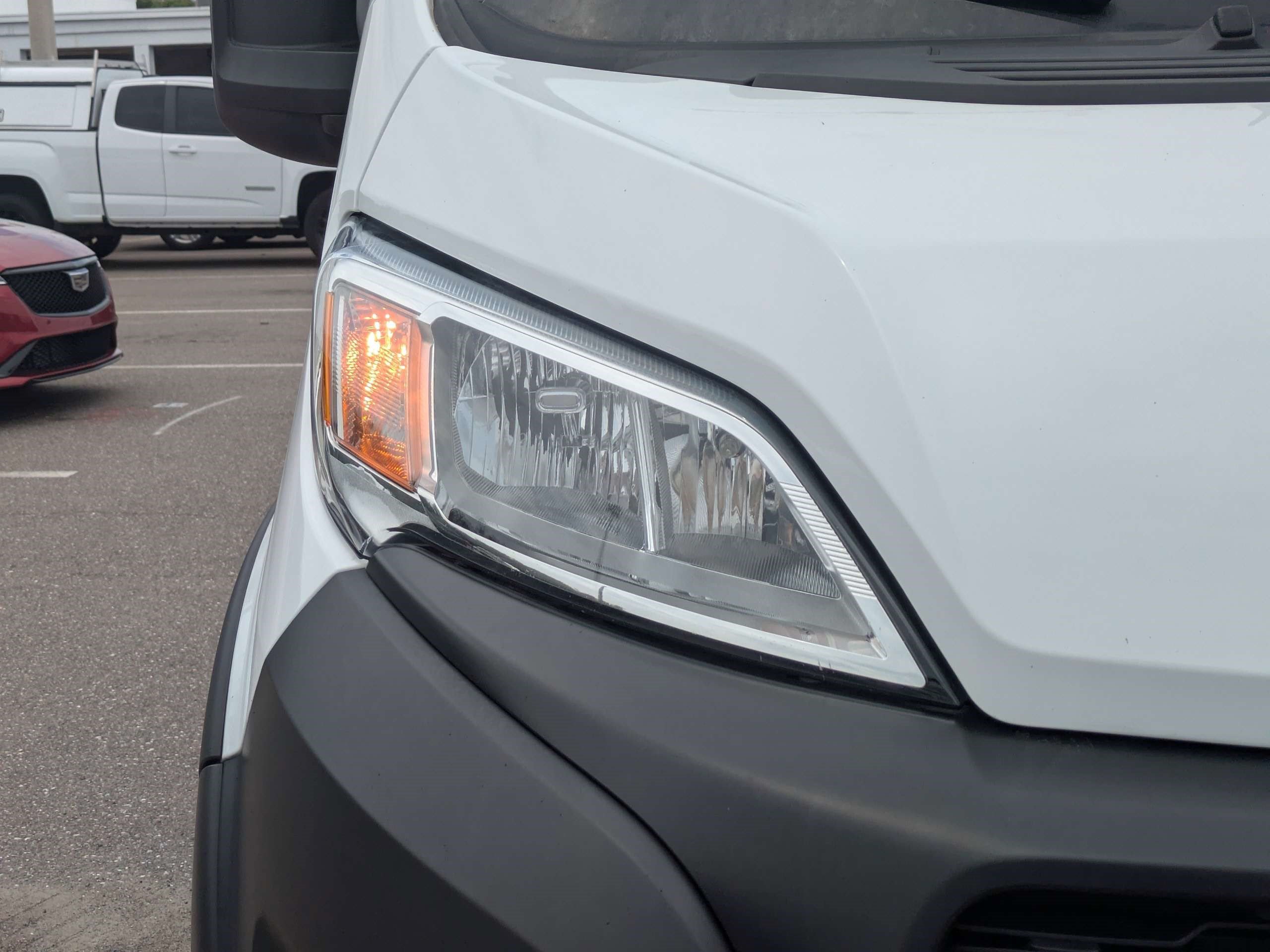 Used 2025 RAM ProMaster 2500 w/ Convenience Group FWD image 9