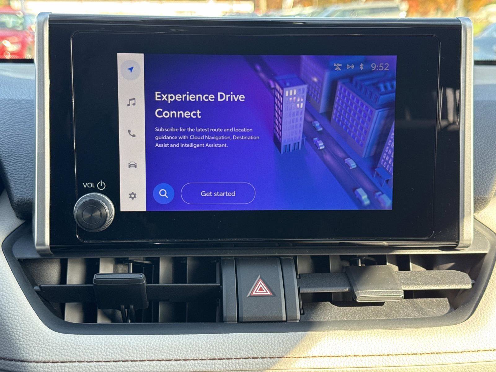 Used 2023 Toyota RAV4 XLE w/ Convenience Package image 5