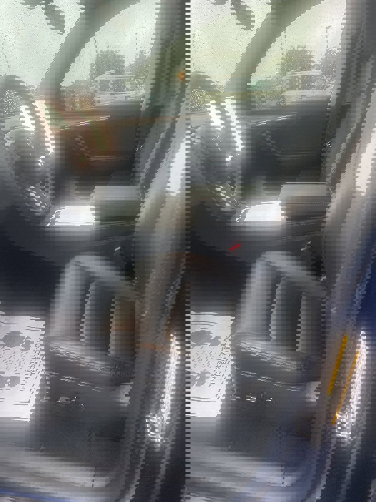 Used 2023 Tesla Model Y Performance image 8