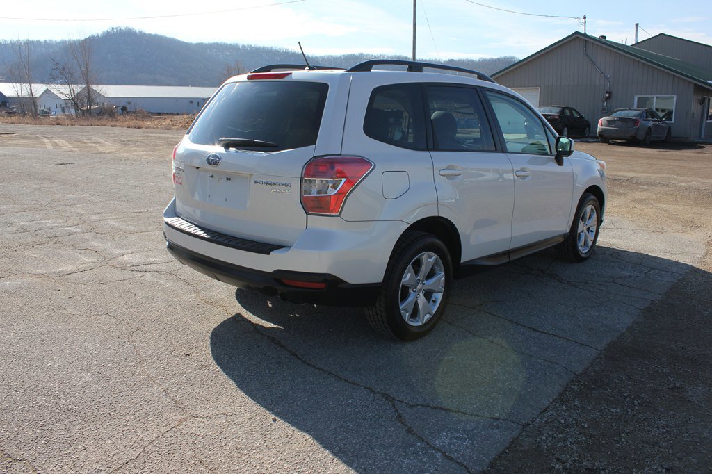 Used 2015 Subaru Forester 2.5i Premium w/ All-Weather Package AWD/4WD image 6