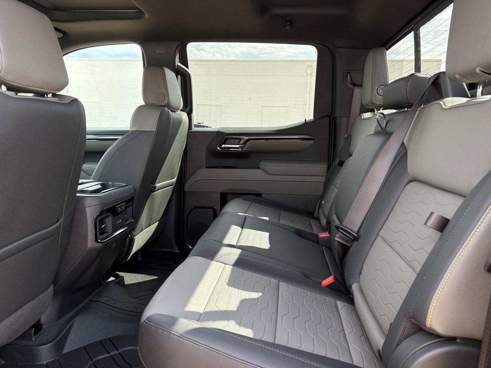 New 2026 Chevrolet Silverado 1500 ZR2 AWD/4WD image 15