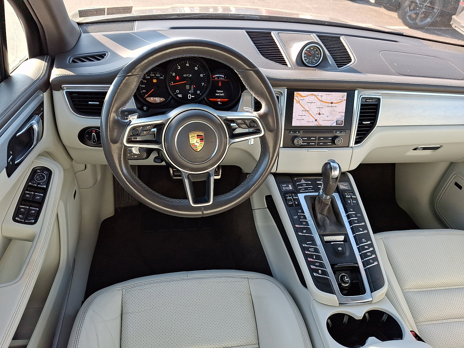 Used 2017 Porsche Macan GTS AWD/4WD image 11