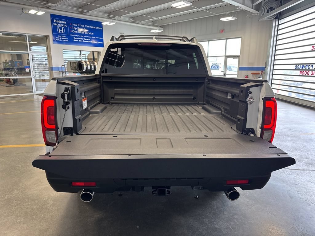 Certified 2025 Honda Ridgeline RTL image 24