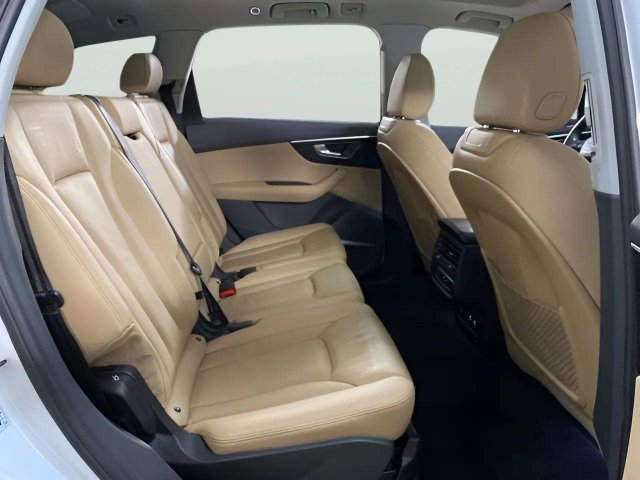 Used 2023 Audi Q7 2.0T Premium Plus w/ Premium Plus Package AWD/4WD image 26