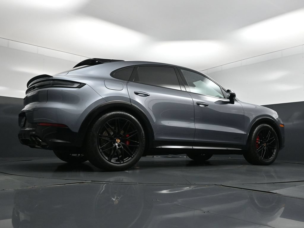 New 2026 Porsche Cayenne GTS AWD/4WD image 26