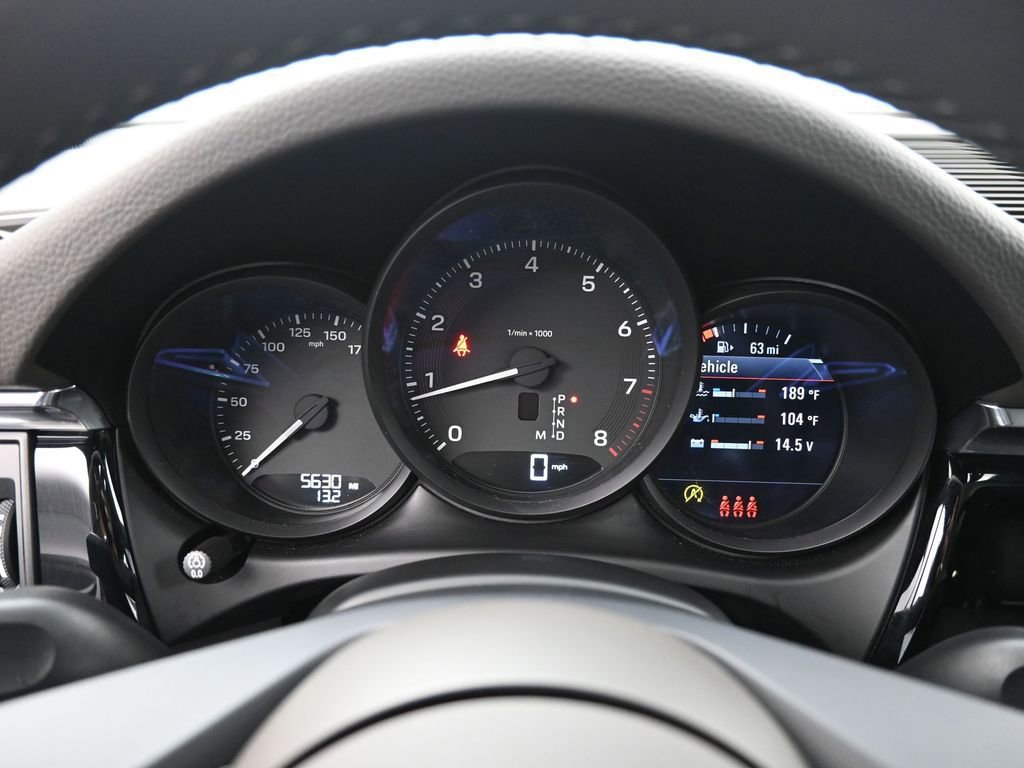 Certified 2026 Porsche Macan Turbo AWD/4WD image 19