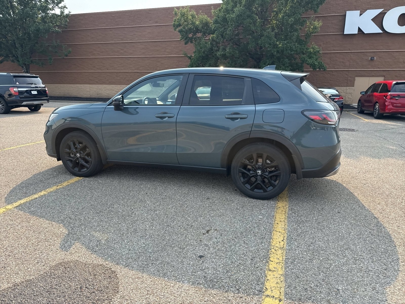 Used 2024 Honda HR-V Sport image 31