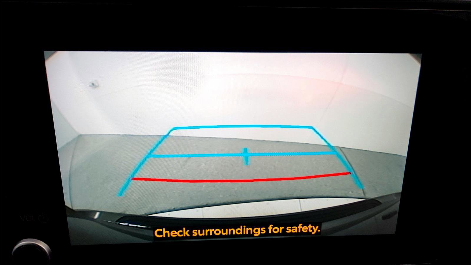 Certified 2023 Toyota Highlander L image 31